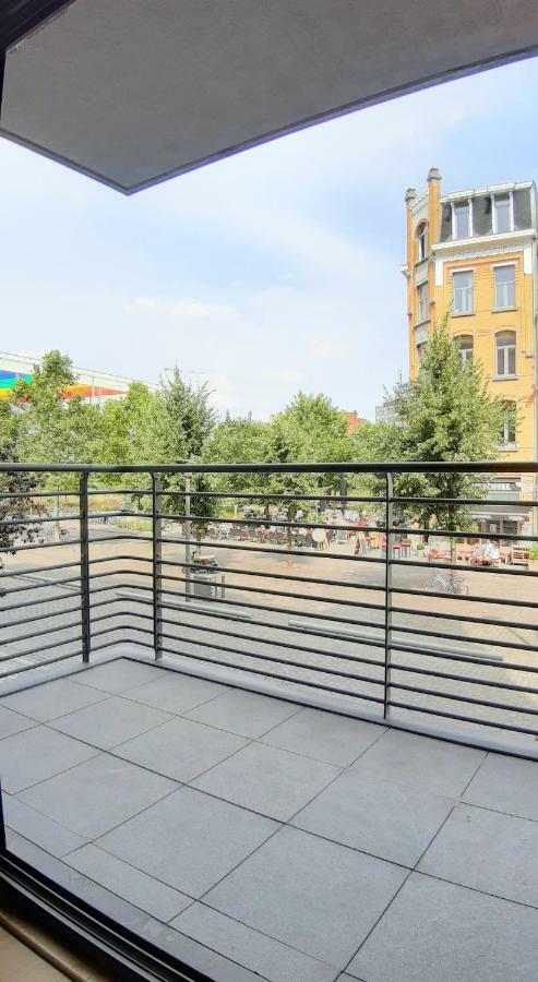 Theater Lodge Apartment In Heart Of Антверпен Екстериор снимка