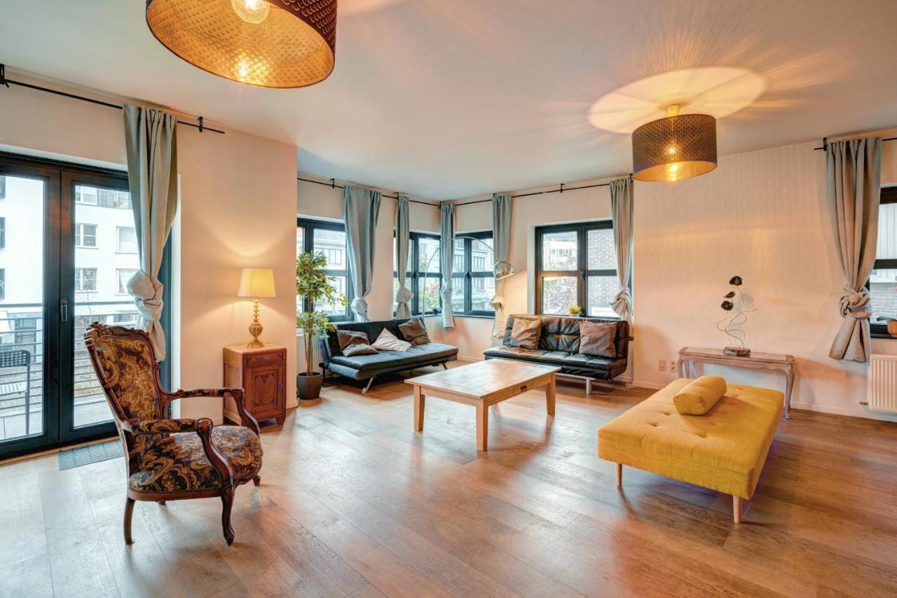 Theater Lodge Apartment In Heart Of Антверпен Екстериор снимка