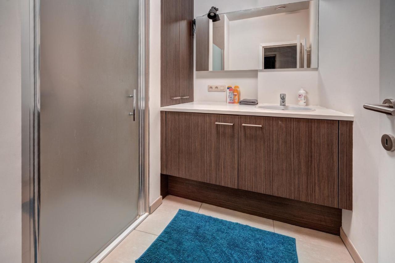 Theater Lodge Apartment In Heart Of Антверпен Екстериор снимка